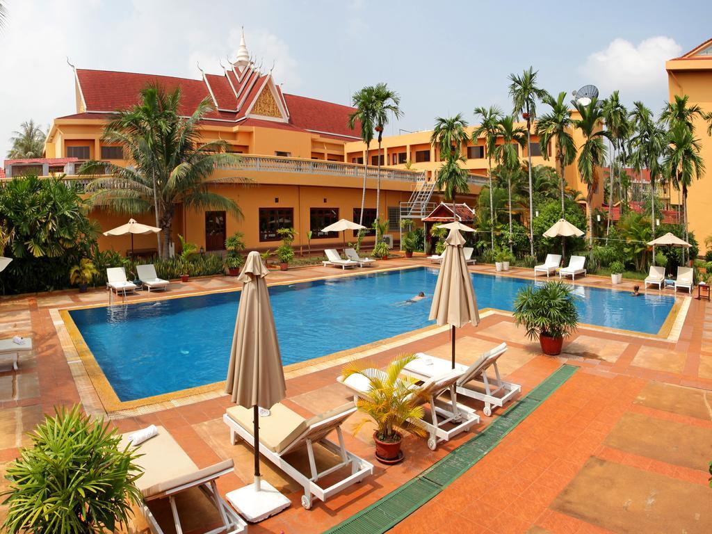 Angkor Hotel Сиемрип Экстерьер фото