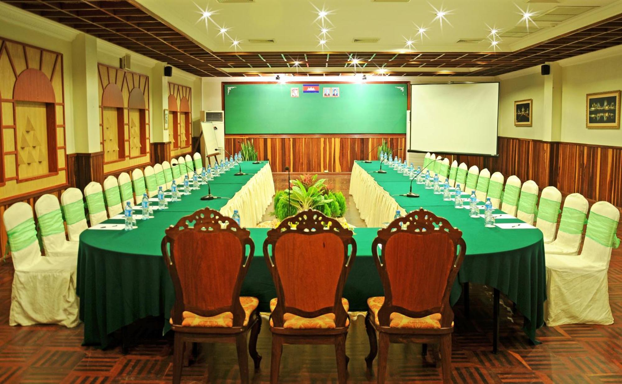Angkor Hotel Сиемрип Бизнес фото