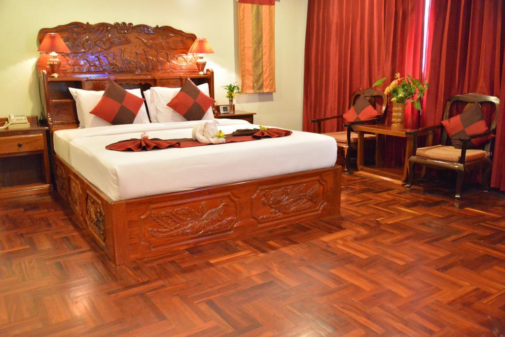 Angkor Hotel Сиемрип Экстерьер фото