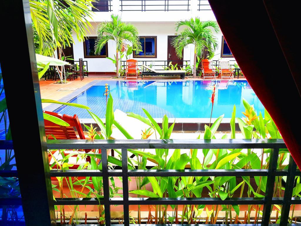 Angkor Hotel Сиемрип Экстерьер фото