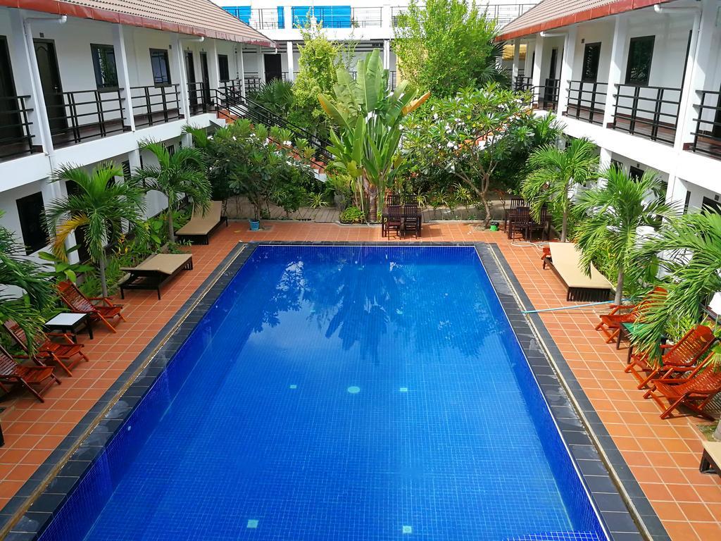 Angkor Hotel Сиемрип Экстерьер фото