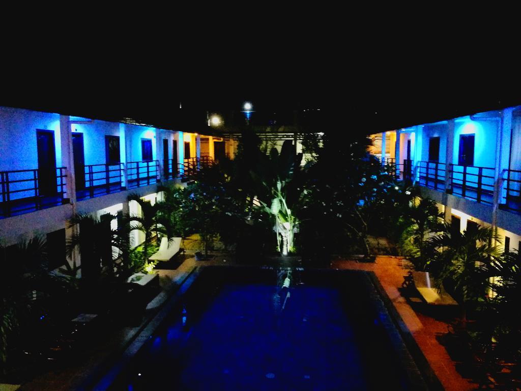 Angkor Hotel Сиемрип Экстерьер фото