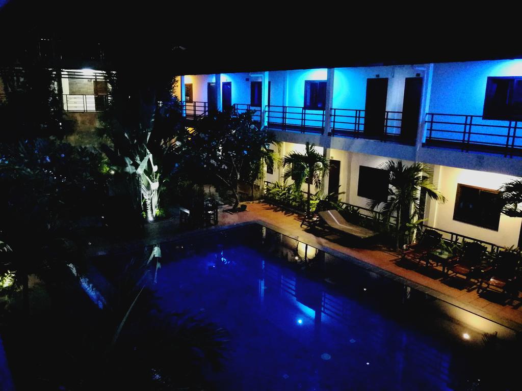 Angkor Hotel Сиемрип Экстерьер фото