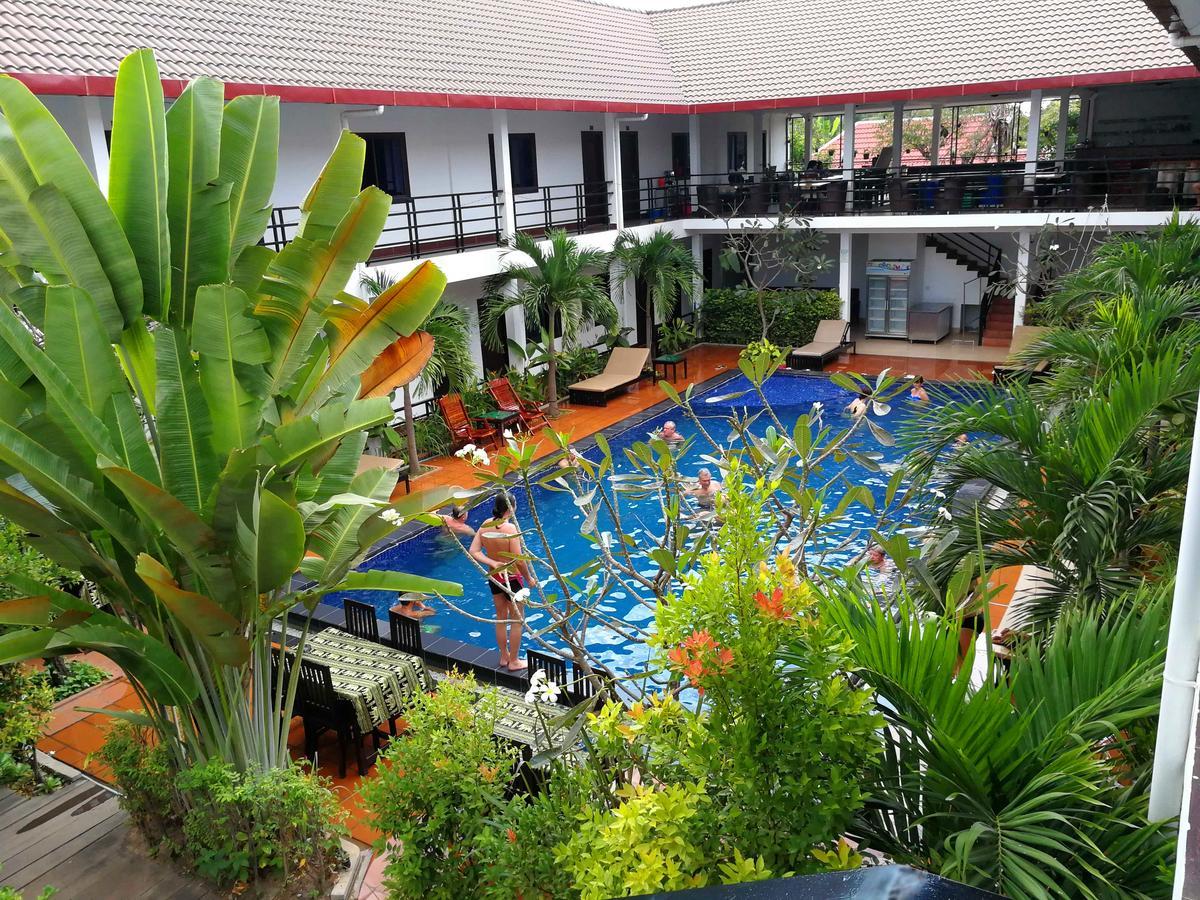 Angkor Hotel Сиемрип Экстерьер фото